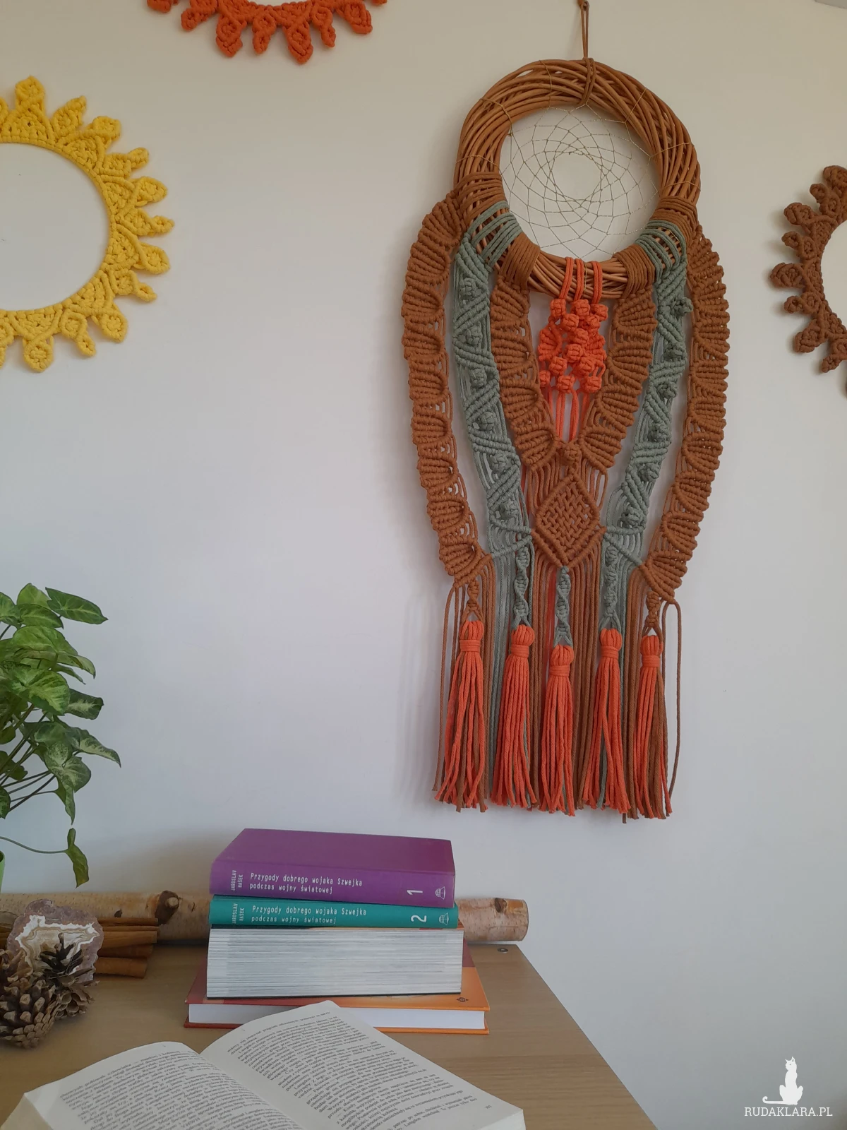Boho makrama na ścianę z wikliny – łapacz snów w stylu rustykalnym, idealny na prezent do nowego domu 🧡